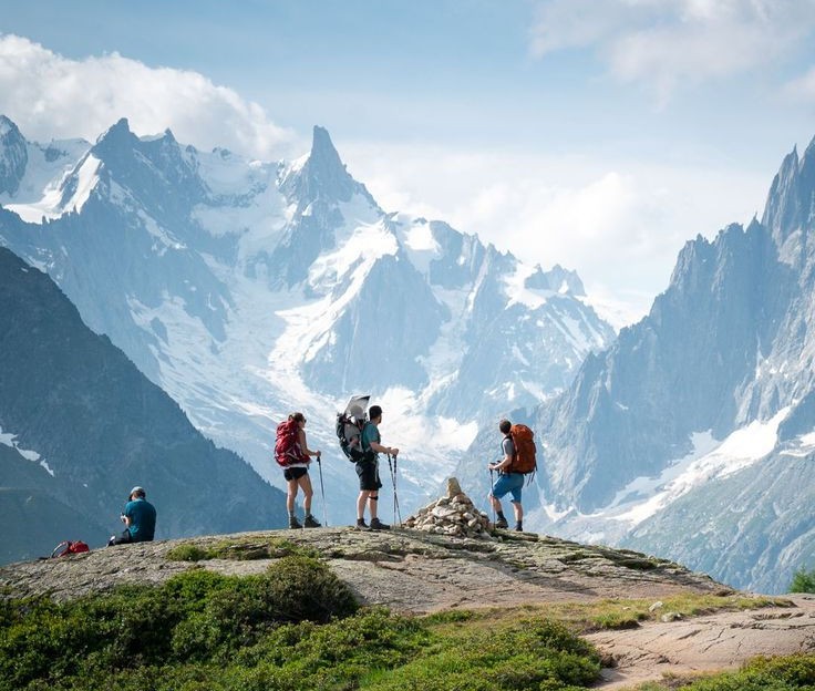 trekking